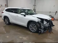 5TDKDRBH6PS001567 2023 TOYOTA HIGHLANDER