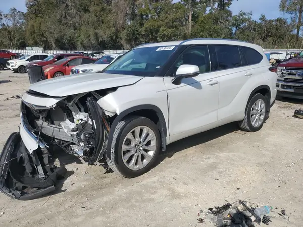 5TDKDRBH6PS003593 2023 TOYOTA HIGHLANDER - Image 1