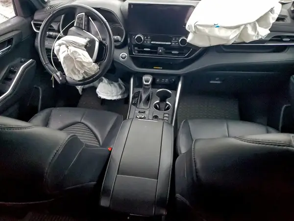 5TDKDRBH6PS011001 2023 TOYOTA HIGHLANDER - Image 8