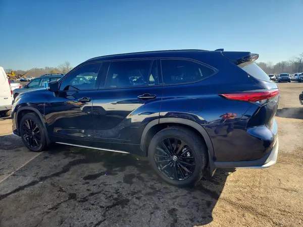 5TDKDRBH6PS019521 2023 TOYOTA HIGHLANDER - Image 2