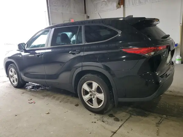5TDKDRBH6PS021723 2023 TOYOTA HIGHLANDER - Image 2