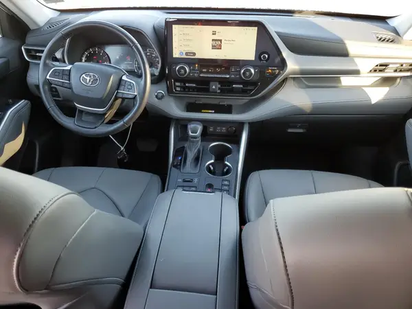 5TDKDRBH6PS022287 2023 TOYOTA HIGHLANDER - Image 8