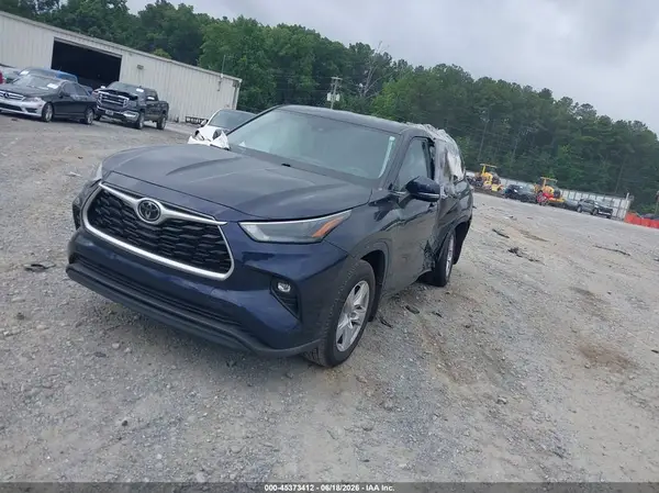 5TDKDRBH6PS023097 2023 TOYOTA HIGHLANDER - Image 2