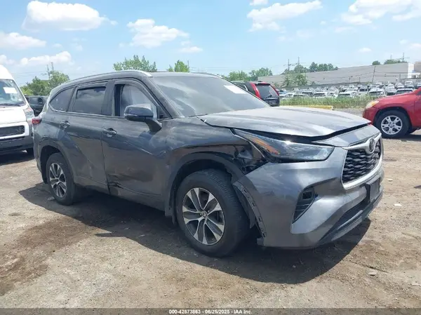 5TDKDRBH6PS024959 2023 TOYOTA HIGHLANDER - Image 1