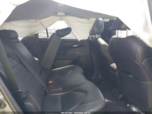 5TDKDRBH6PS024959 2023 TOYOTA HIGHLANDER - Image 8