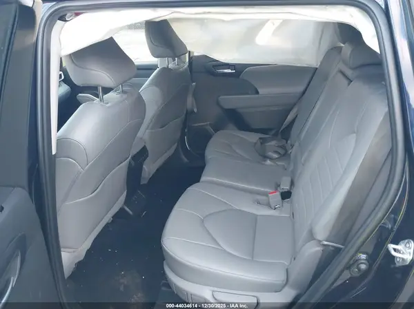 5TDKDRBH6PS026520 2023 TOYOTA HIGHLANDER - Image 8