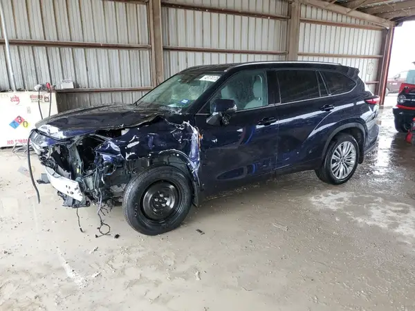 5TDKDRBH6PS035203 2023 TOYOTA HIGHLANDER - Image 1