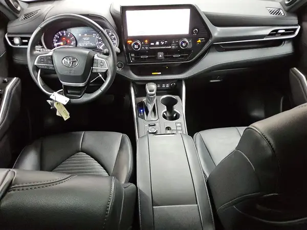 5TDKDRBH6PS509702 2023 TOYOTA HIGHLANDER - Image 8