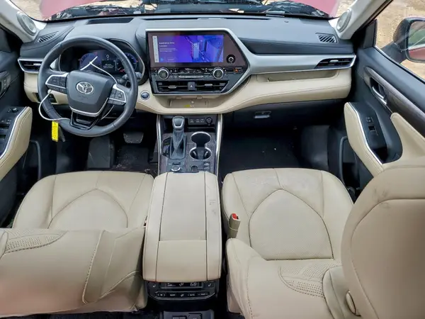 5TDKDRBH6PS516245 2023 TOYOTA HIGHLANDER - Image 8