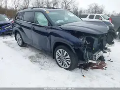 5TDKDRBH6PS527102 2023 TOYOTA HIGHLANDER