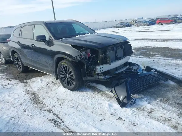 5TDKDRBH6RS528916 2024 TOYOTA HIGHLANDER - Image 1