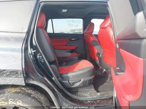 5TDKDRBH6RS528916 2024 TOYOTA HIGHLANDER - Image 8