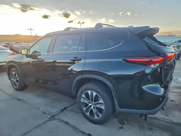5TDKDRBH6RS535476 2024 TOYOTA HIGHLANDER - Image 2