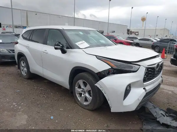 5TDKDRBH6RS536028 2024 TOYOTA HIGHLANDER - Image 1