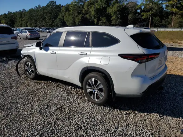 5TDKDRBH6RS545599 2024 TOYOTA HIGHLANDER - Image 2