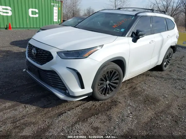 5TDKDRBH7PS001917 2023 TOYOTA HIGHLANDER - Image 2
