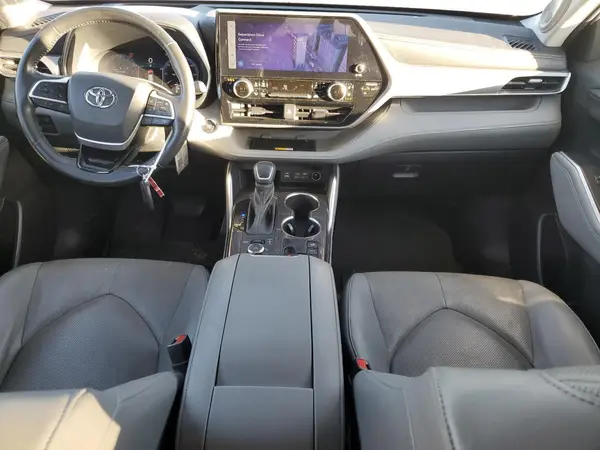 5TDKDRBH7PS003618 2023 TOYOTA HIGHLANDER - Image 8