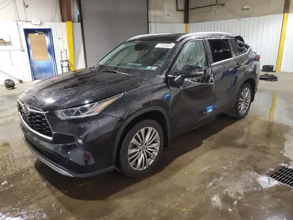 5TDKDRBH7PS005868 2023 TOYOTA HIGHLANDER - Image 1