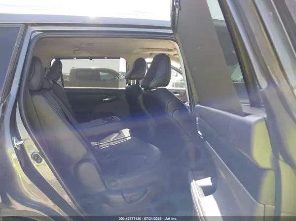 5TDKDRBH7PS008219 2023 TOYOTA HIGHLANDER - Image 8
