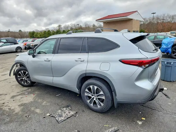 5TDKDRBH7PS009872 2023 TOYOTA HIGHLANDER - Image 2