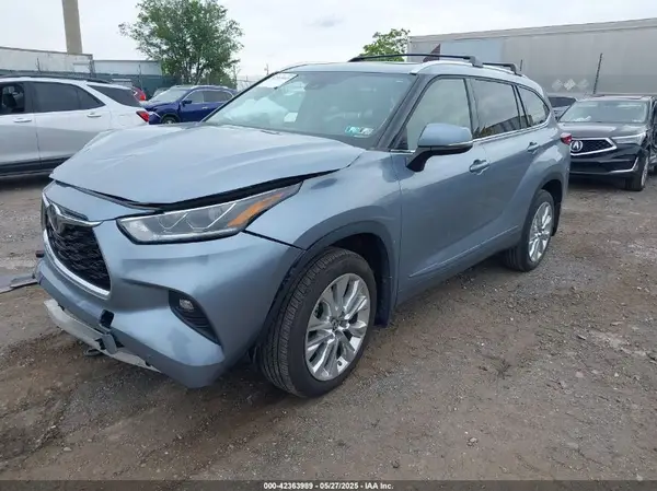 5TDKDRBH7PS014618 2023 TOYOTA HIGHLANDER - Image 2