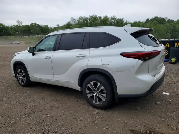 5TDKDRBH7PS017406 2023 TOYOTA HIGHLANDER - Image 2