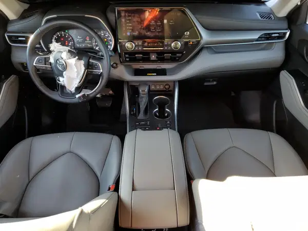 5TDKDRBH7PS017681 2023 TOYOTA HIGHLANDER - Image 8
