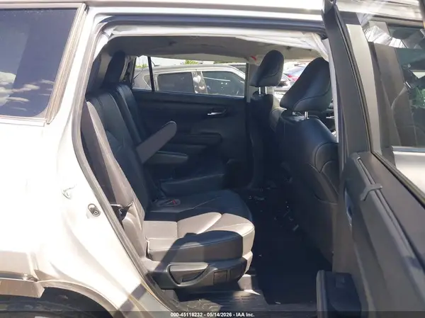 5TDKDRBH7PS026882 2023 TOYOTA HIGHLANDER - Image 8