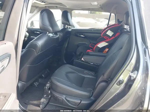 5TDKDRBH7PS033511 2023 TOYOTA HIGHLANDER - Image 8