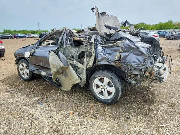 5TDKDRBH7PS035856 2023 TOYOTA HIGHLANDER - Image 2