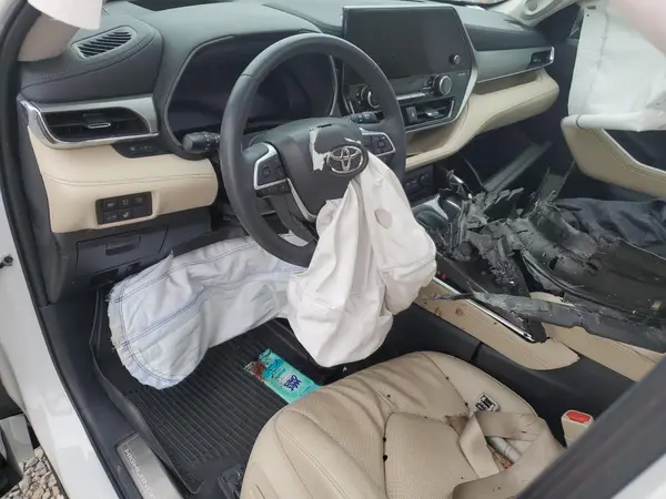 5TDKDRBH7PS037087 2023 TOYOTA HIGHLANDER - Image 8