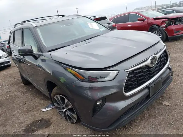 5TDKDRBH7PS044010 2023 TOYOTA HIGHLANDER - Image 1