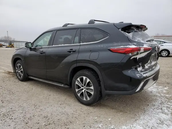 5TDKDRBH7PS504427 2023 TOYOTA HIGHLANDER - Image 2
