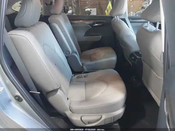 5TDKDRBH7RS530416 2024 TOYOTA HIGHLANDER - Image 8