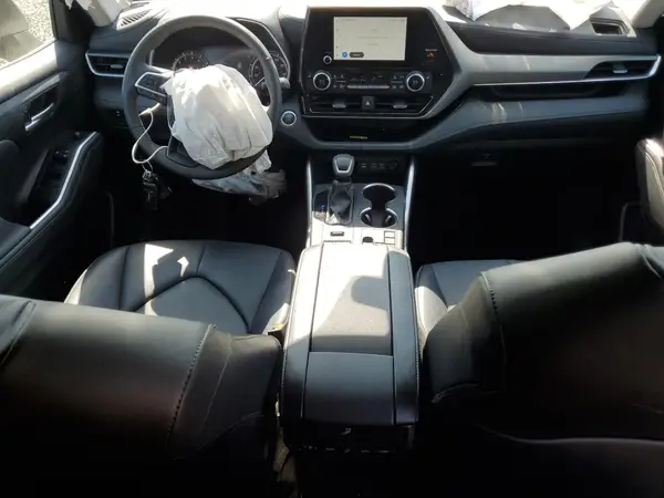 5TDKDRBH7RS539875 2024 TOYOTA HIGHLANDER - Image 8