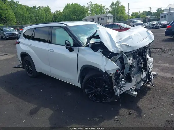 5TDKDRBH7RS540623 2024 TOYOTA HIGHLANDER - Image 1