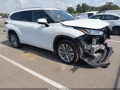5TDKDRBH7RS542114 2024 TOYOTA HIGHLANDER