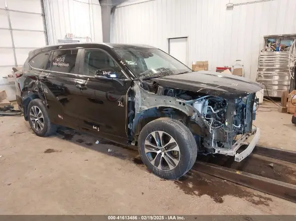 5TDKDRBH7RS552187 2024 TOYOTA HIGHLANDER - Image 1