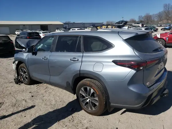 5TDKDRBH7RS559298 2024 TOYOTA HIGHLANDER - Image 2