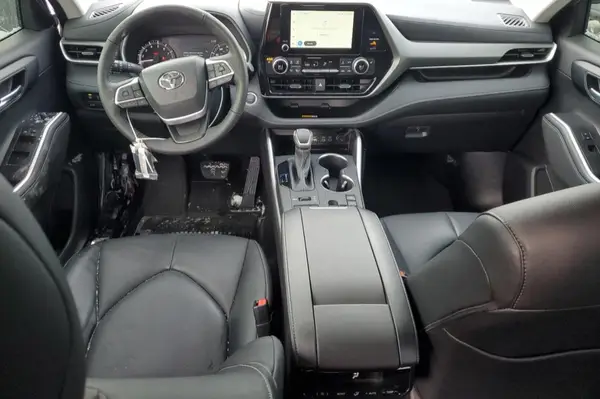 5TDKDRBH7RS568955 2024 TOYOTA HIGHLANDER - Image 8