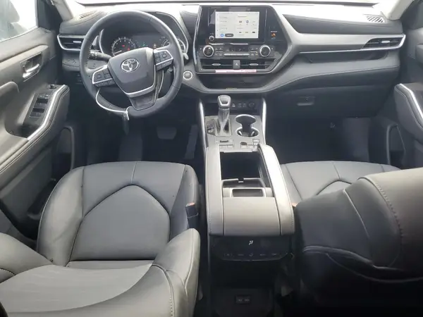 5TDKDRBH7RS569412 2024 TOYOTA HIGHLANDER - Image 8