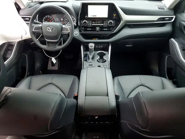 5TDKDRBH7RS572536 2024 TOYOTA HIGHLANDER - Image 8