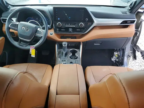 5TDKDRBH7RS573217 2024 TOYOTA HIGHLANDER - Image 8
