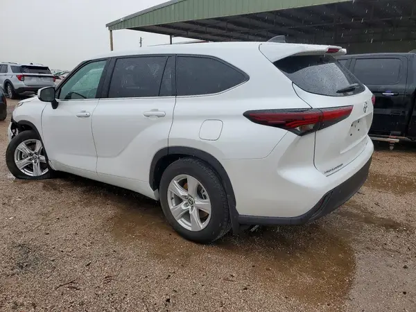 5TDKDRBH7SS588158 2025 TOYOTA HIGHLANDER - Image 2