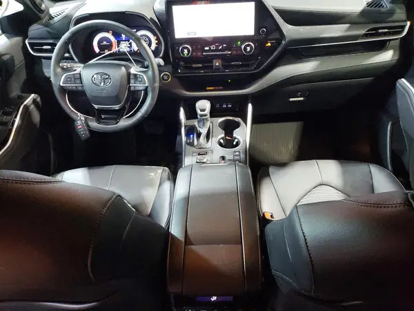 5TDKDRBH7TS597119 2026 TOYOTA HIGHLANDER - Image 8