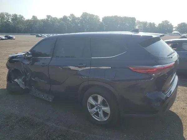 5TDKDRBH8PS010559 2023 TOYOTA HIGHLANDER - Image 2