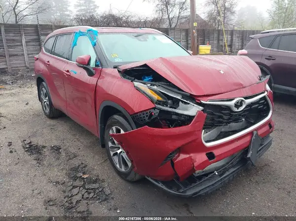 5TDKDRBH8PS021965 2023 TOYOTA HIGHLANDER - Image 1