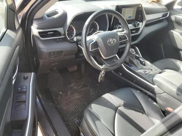 5TDKDRBH8PS023649 2023 TOYOTA HIGHLANDER - Image 8