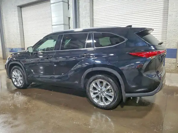 5TDKDRBH8PS027183 2023 TOYOTA HIGHLANDER - Image 2