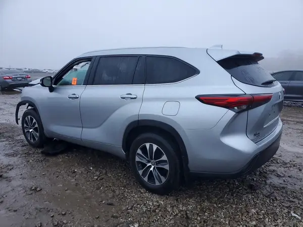 5TDKDRBH8PS036269 2023 TOYOTA HIGHLANDER - Image 2